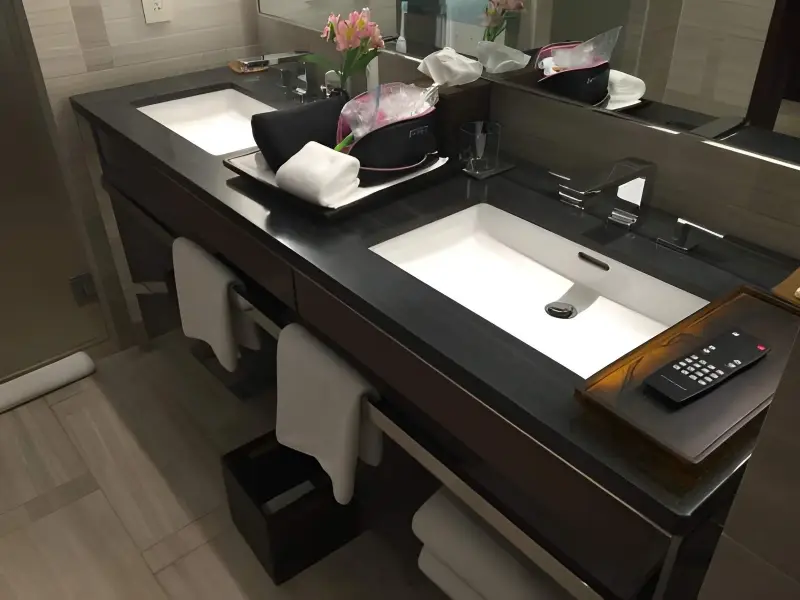 Bathroom Lighting By VPD